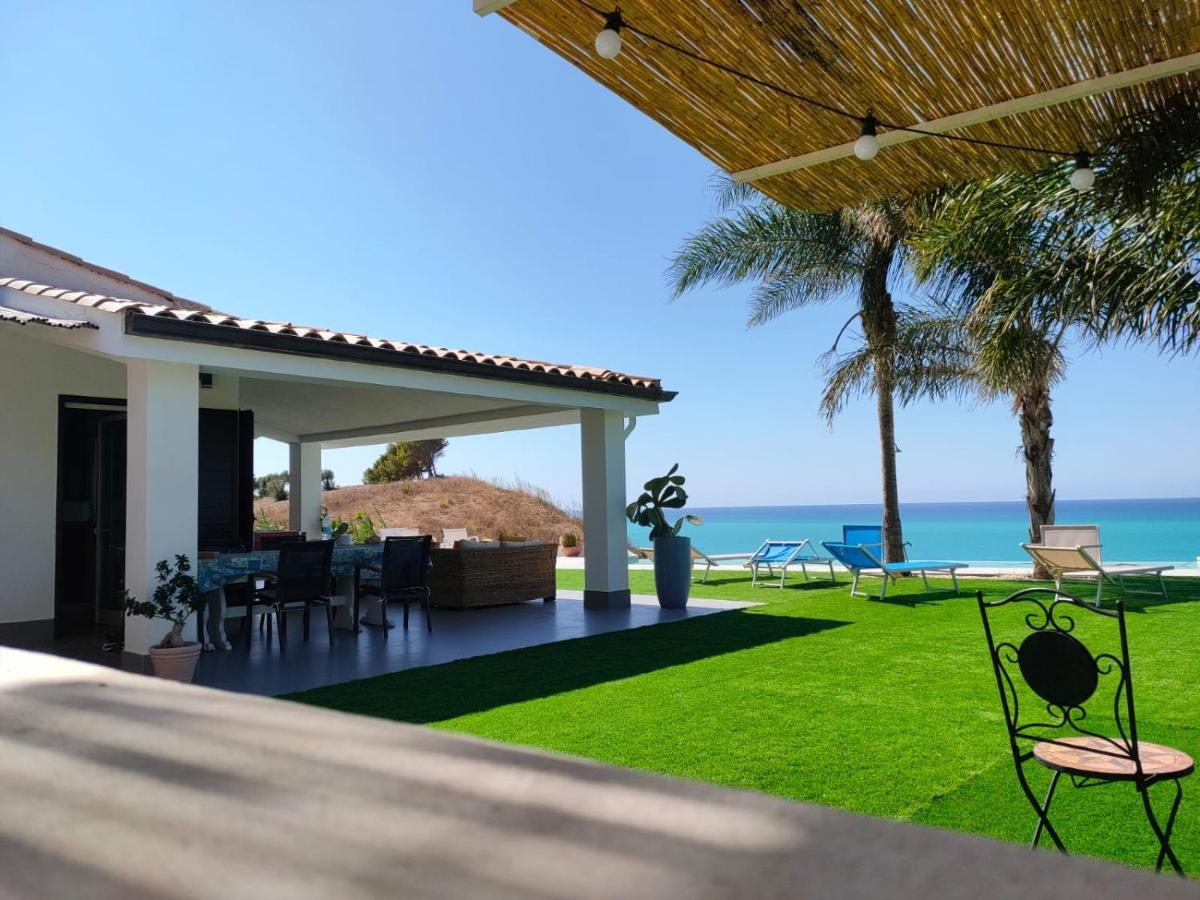 Villa con piscina immersa nel MARE Eraclea Minoa Esterno foto