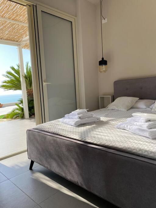 Villa con piscina immersa nel MARE Eraclea Minoa Esterno foto