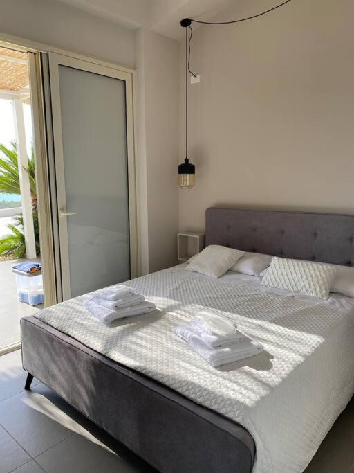 Villa con piscina immersa nel MARE Eraclea Minoa Esterno foto