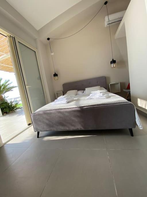 Villa con piscina immersa nel MARE Eraclea Minoa Esterno foto